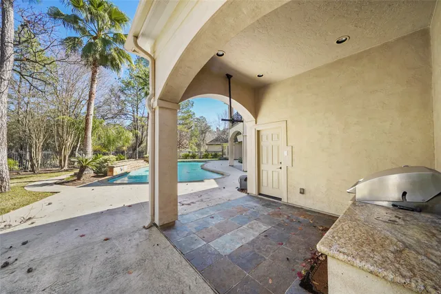 $9,000 | 30 North Palmiera Circle, The Woodlands, TX 77382