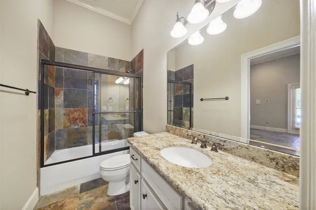 $9,000 | 30 North Palmiera Circle, The Woodlands, TX 77382