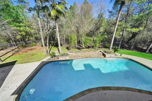 $9,000 | 30 North Palmiera Circle, The Woodlands, TX 77382