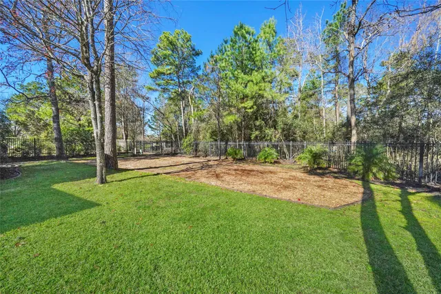 $9,000 | 30 North Palmiera Circle, The Woodlands, TX 77382