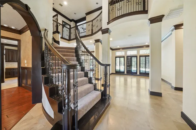 $9,000 | 30 North Palmiera Circle, The Woodlands, TX 77382