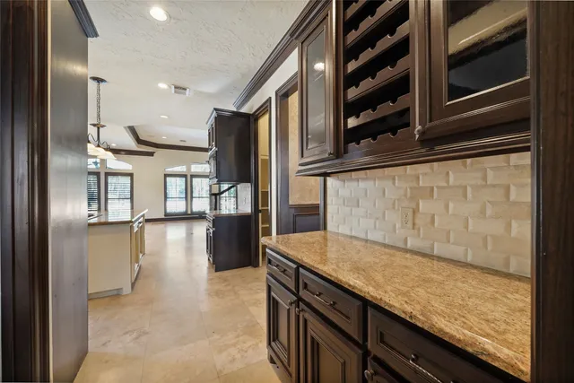 $9,000 | 30 North Palmiera Circle, The Woodlands, TX 77382