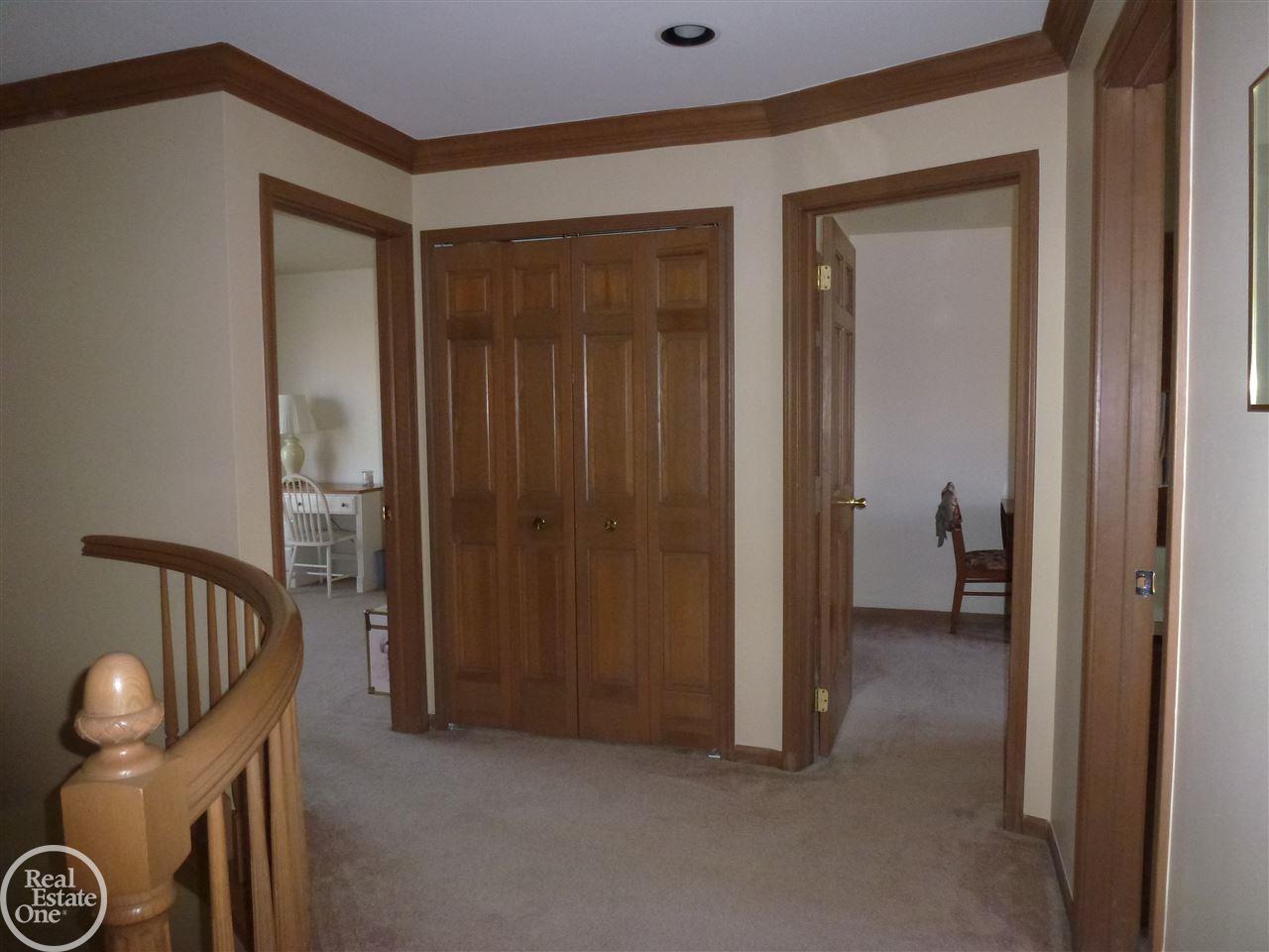 539 Shellbourne Drive Rochester Hills, MI 48309 - Photo 25 of 37