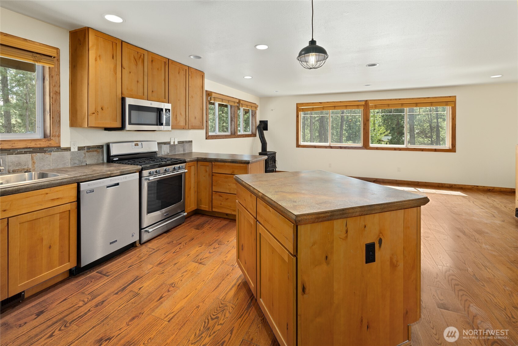 1201 Evergreen Valley Loop Road Ronald, WA 98940 - Photo 3 of 32 Gallery Image 3