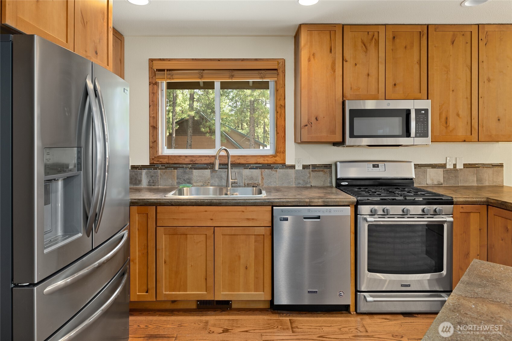 1201 Evergreen Valley Loop Road Ronald, WA 98940 - Photo 4 of 32 Gallery Image 4