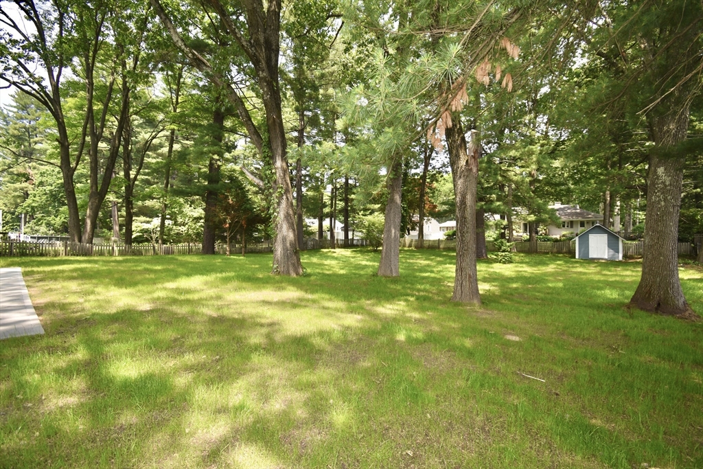 207 Hazardville Road Longmeadow, MA 01106 - Photo 11 of 41 Gallery Image 11