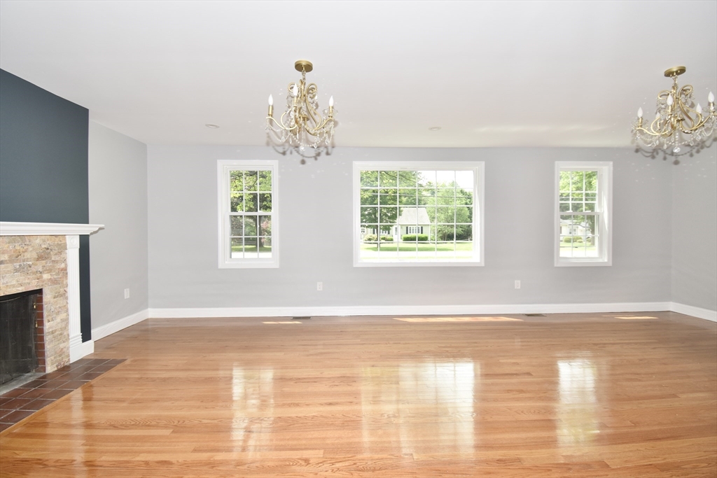 207 Hazardville Road Longmeadow, MA 01106 - Photo 18 of 41 Gallery Image 18