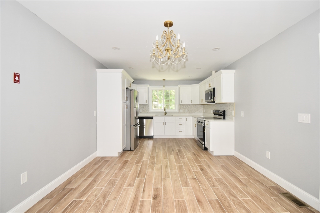 207 Hazardville Road Longmeadow, MA 01106 - Photo 26 of 41 Gallery Image 26