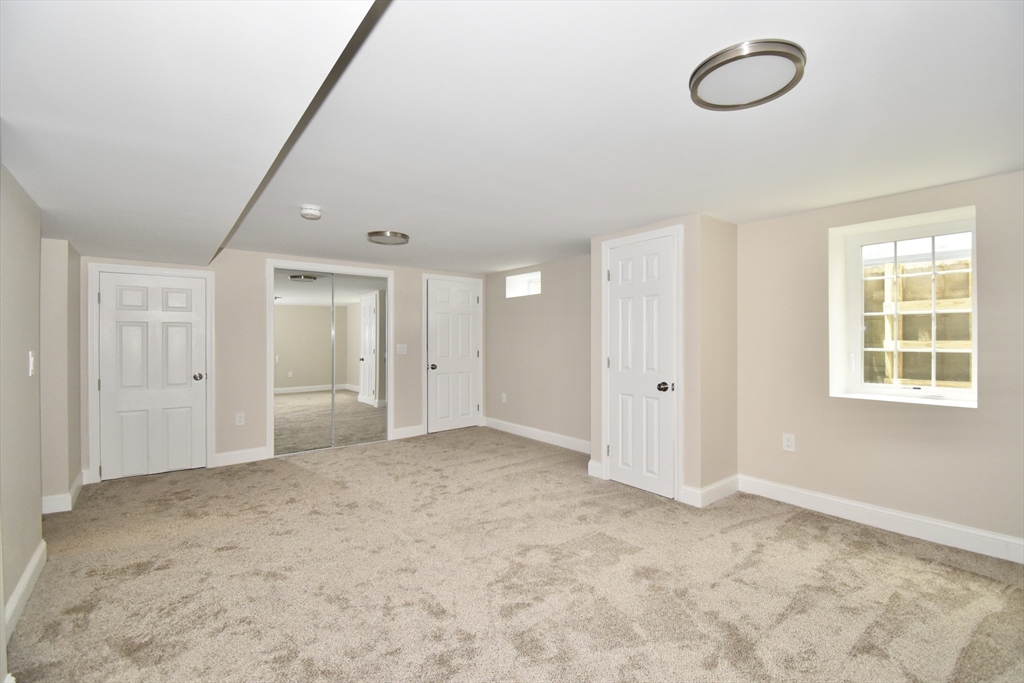 207 Hazardville Road Longmeadow, MA 01106 - Photo 36 of 41 Gallery Image 36