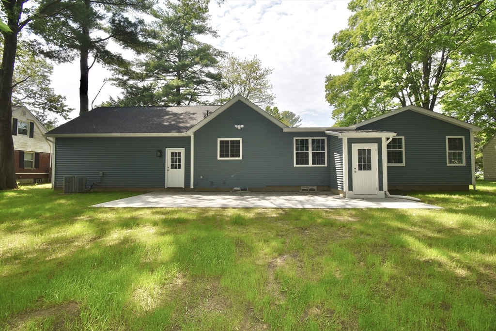 207 Hazardville Road Longmeadow, MA 01106 - Photo 7 of 41 Gallery Image 7
