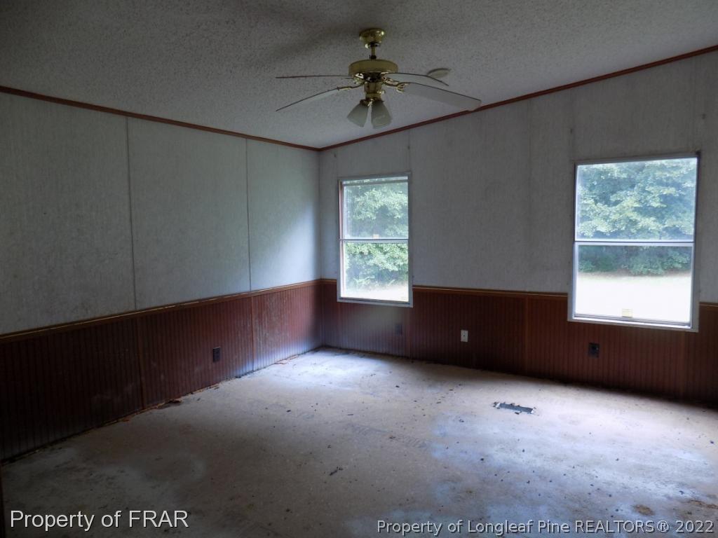 580 Myrtle Road Roseboro, NC 28382 - Photo 11 of 13 Gallery Image 11