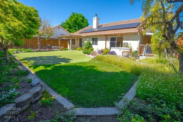 $449,950 | 1817 Brooks Court, Los Banos, CA 93635