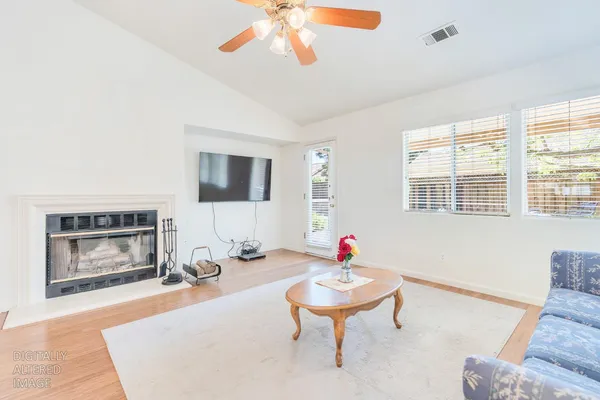 $449,950 | 1817 Brooks Court, Los Banos, CA 93635