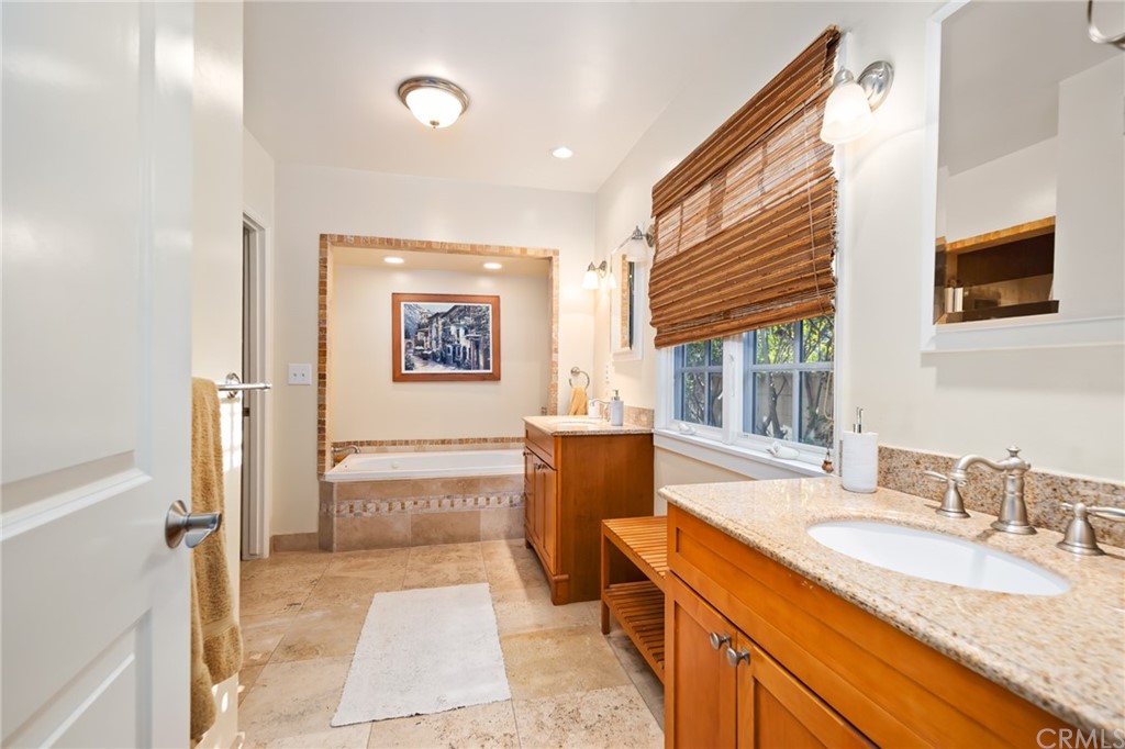 1055 Catalpa Road Arcadia, CA 91007 - Photo 25 of 51