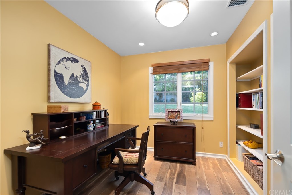 1055 Catalpa Road Arcadia, CA 91007 - Photo 33 of 51