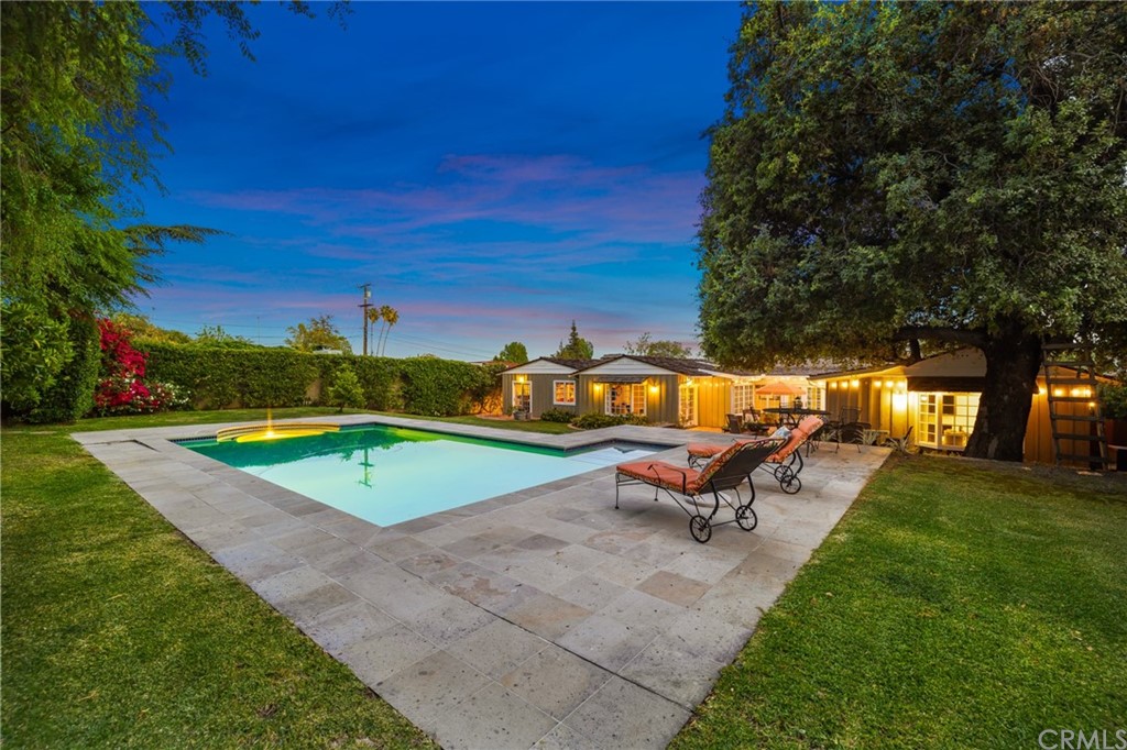 1055 Catalpa Road Arcadia, CA 91007 - Photo 37 of 51