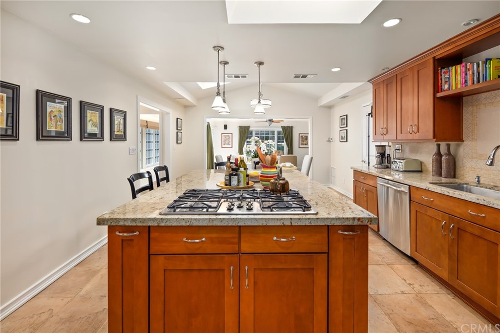 1055 Catalpa Road Arcadia, CA 91007 - Photo 10 of 51