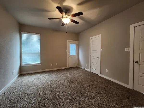 $1,695 | 506 Creekside Forest, New Braunfels, TX 78130