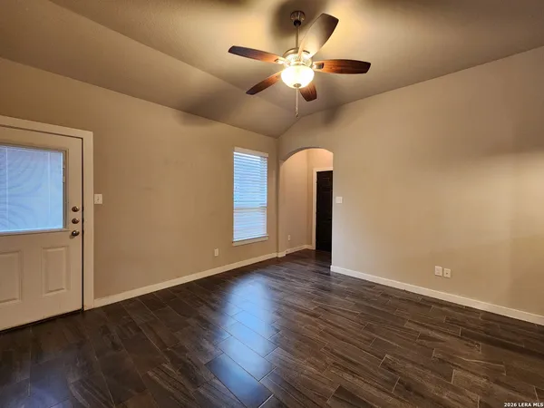 $1,695 | 506 Creekside Forest, New Braunfels, TX 78130