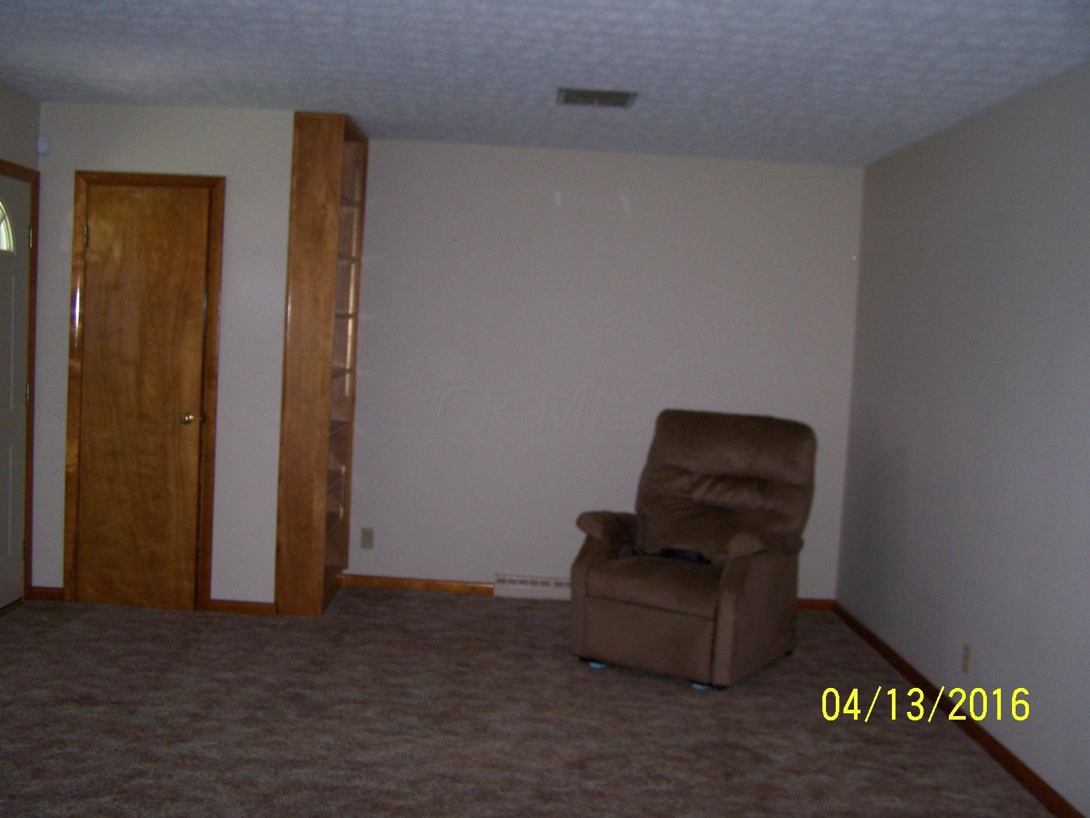 1414 Pleasantville Road Lancaster, OH 43130 - Photo 5 of 19