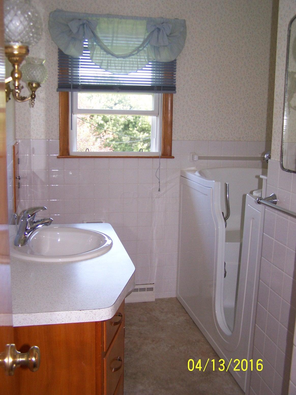 1414 Pleasantville Road Lancaster, OH 43130 - Photo 7 of 19
