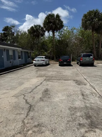 $1,550 | 1023 Louisiana Avenue, Unit 2, Sebastian, FL 32958