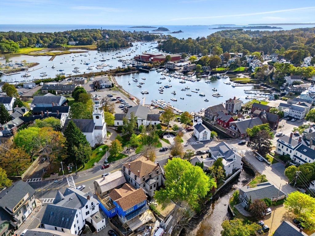 28 Elm Street, Unit 3 Manchester, MA 01944 - Photo 20 of 20 a view of a city