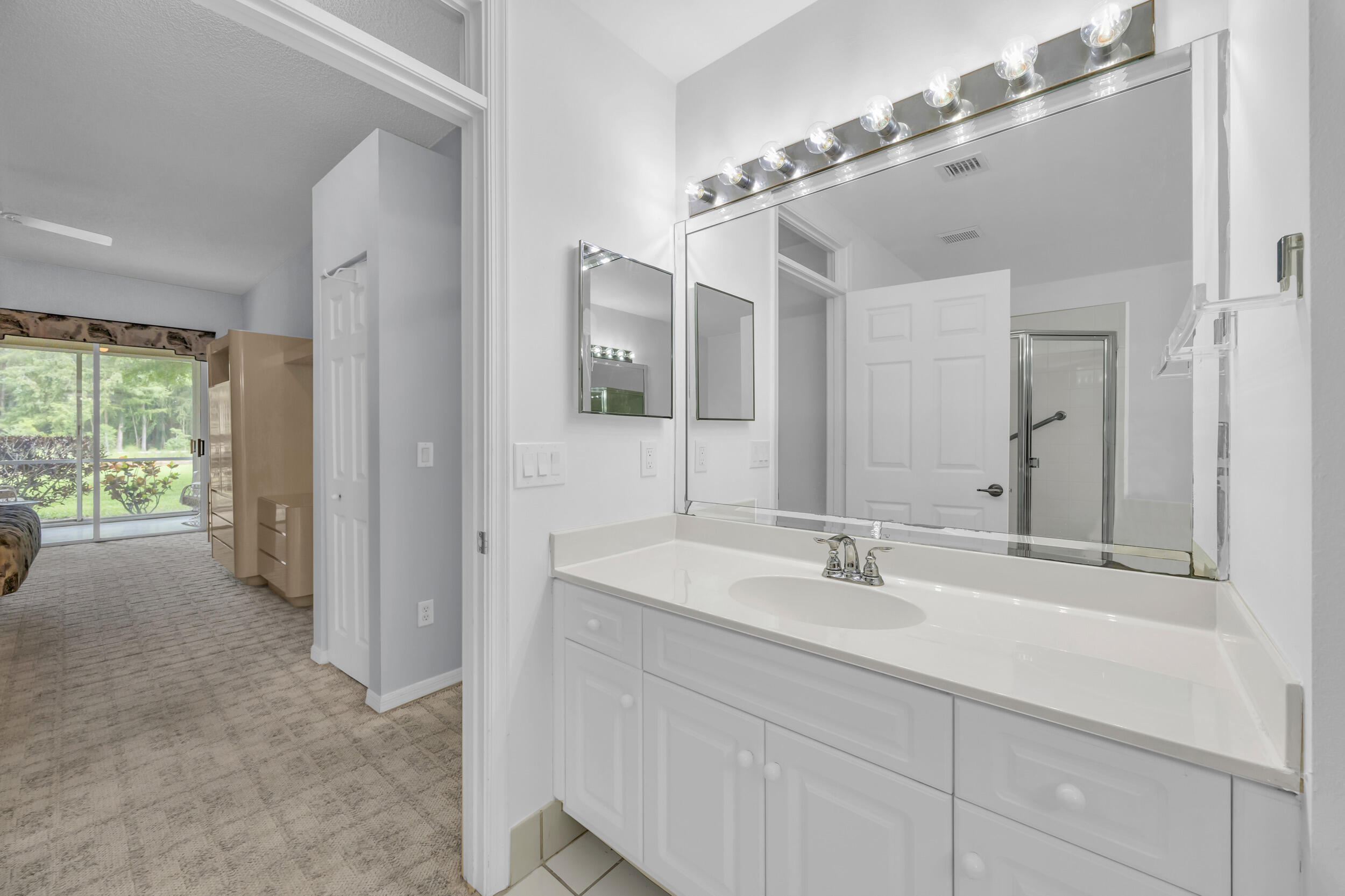 10172 Andover Coach Circle, Unit G2 Lake Worth, FL 33449 - Photo 25 of 64 24_8p3a9507