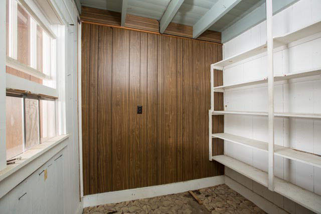 18525 Route 259 Mathias Wv 26812 Mathias, WV 26812 - Photo 20 of 36 a view of an empty walk in closet