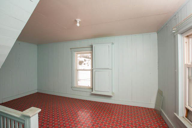 18525 Route 259 Mathias Wv 26812 Mathias, WV 26812 - Photo 29 of 36 a view of an empty room with a window
