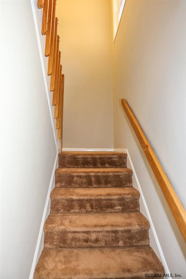 7 Harvard Road Colonie, NY 12189 - Photo 12 of 24 Photo 12