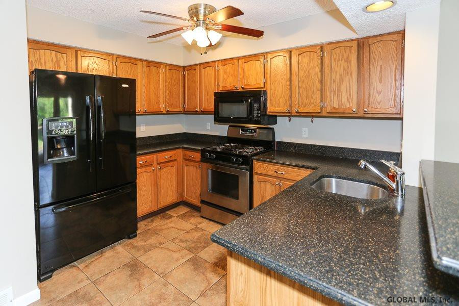 7 Harvard Road Colonie, NY 12189 - Photo 6 of 24 Photo 6