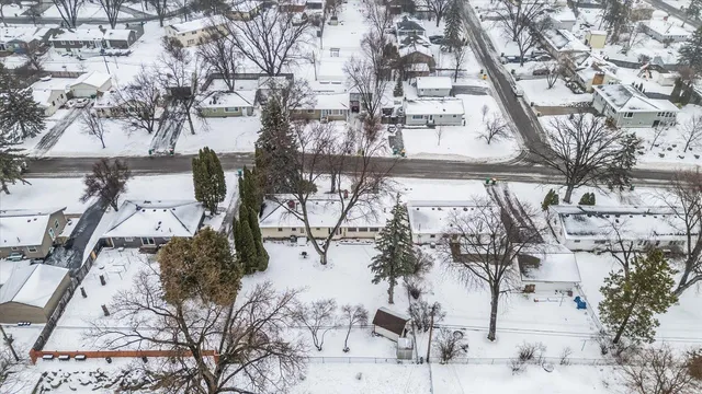 $325,000 | 8109 30th Avenue North, Crystal, MN 55427