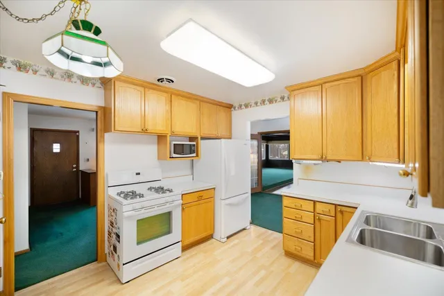 $325,000 | 8109 30th Avenue North, Crystal, MN 55427