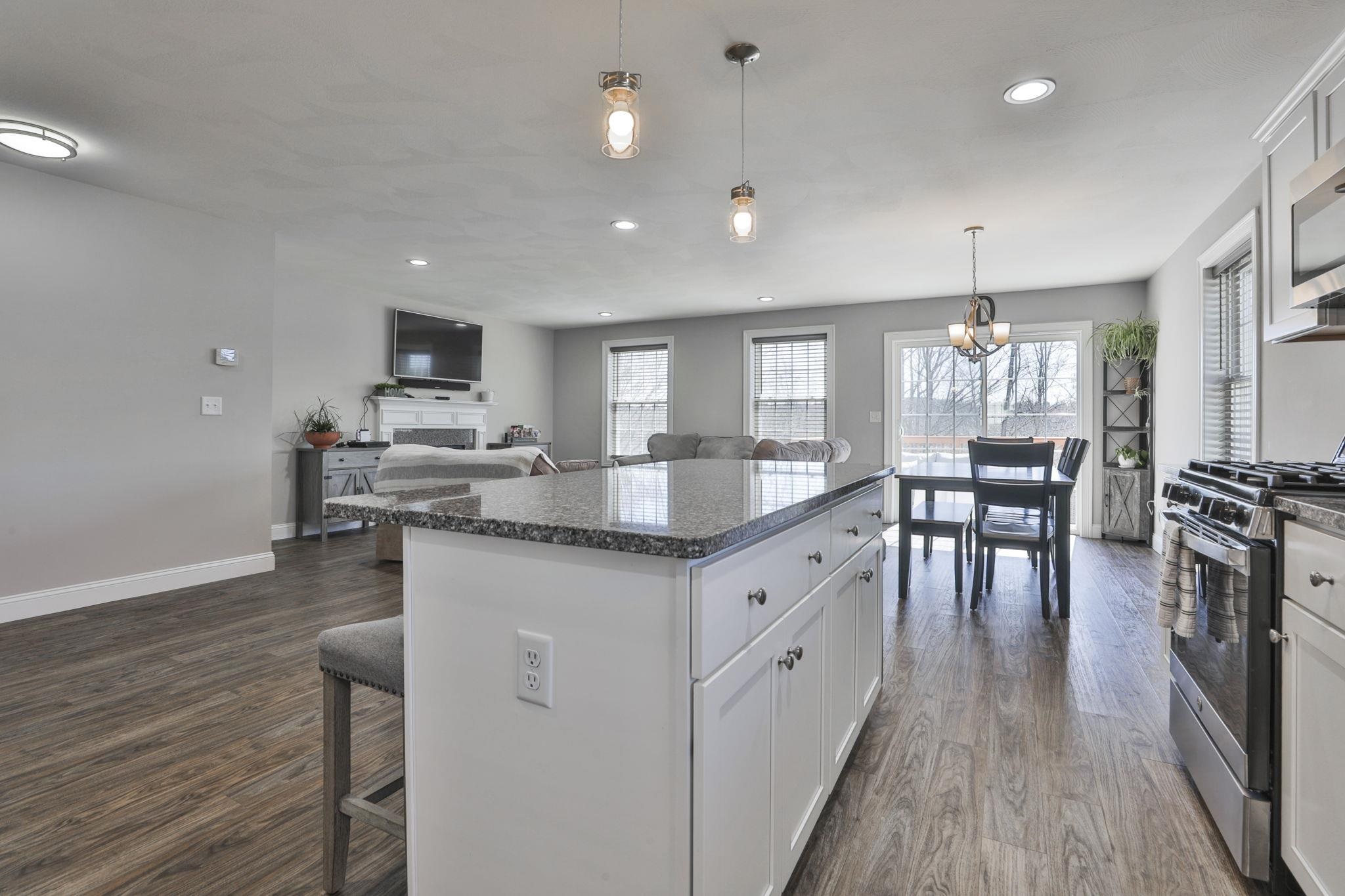 36 B Terraceview Drive Hudson, NH 03051 - Photo 11 of 40