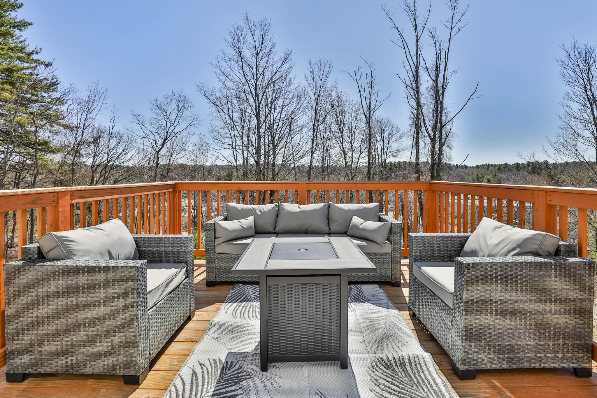 36 B Terraceview Drive Hudson, NH 03051 - Photo 5 of 40