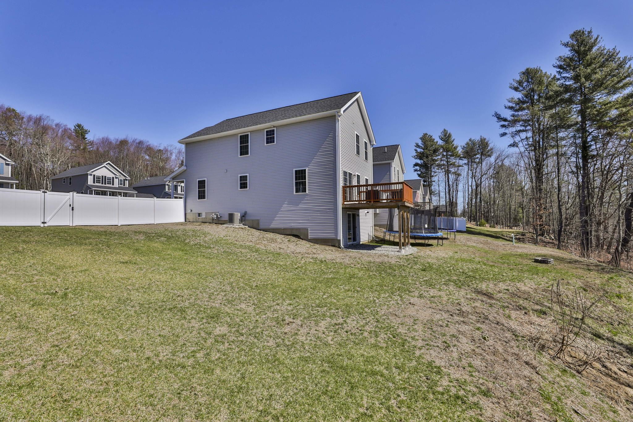36 B Terraceview Drive Hudson, NH 03051 - Photo 6 of 40