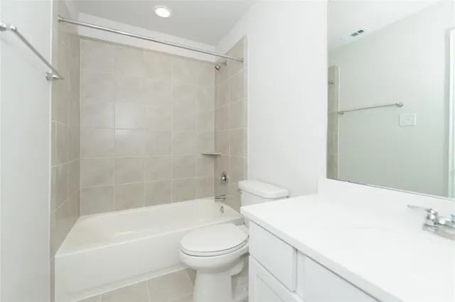 $2,100 | 27930 Western Crk Court, Katy, TX 77494