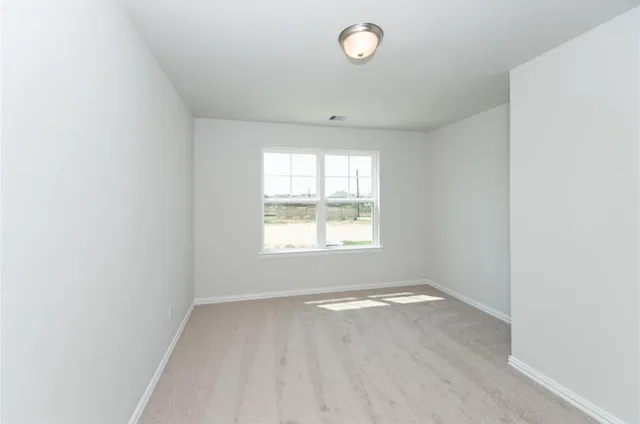 $2,100 | 27930 Western Crk Court, Katy, TX 77494