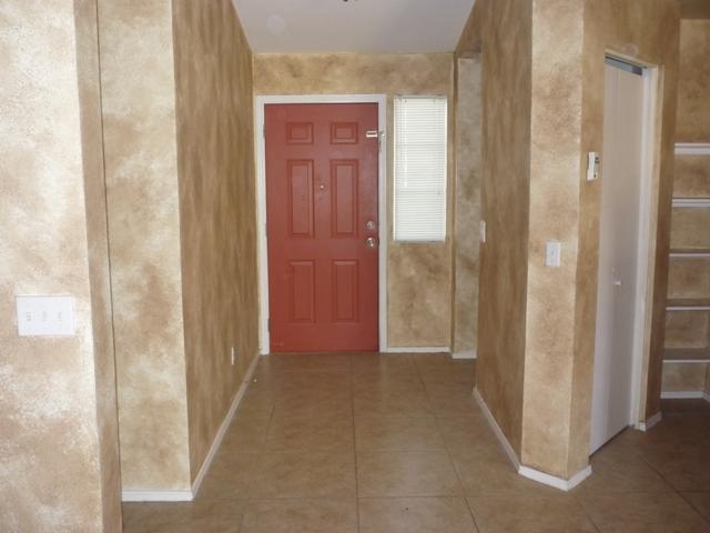 8409 West Granada Road Phoenix, AZ 85037 - Photo 2 of 10 Entryway
