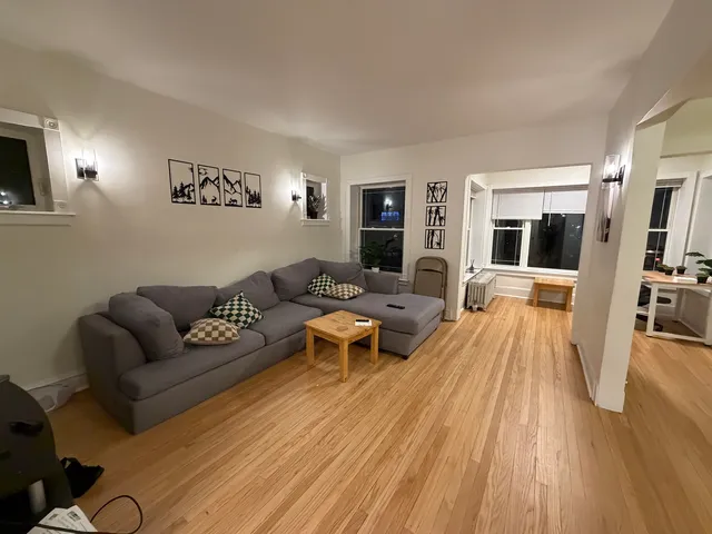 $2,500 | 3349 West Eastwood Avenue, Unit 2, Chicago, IL 60625