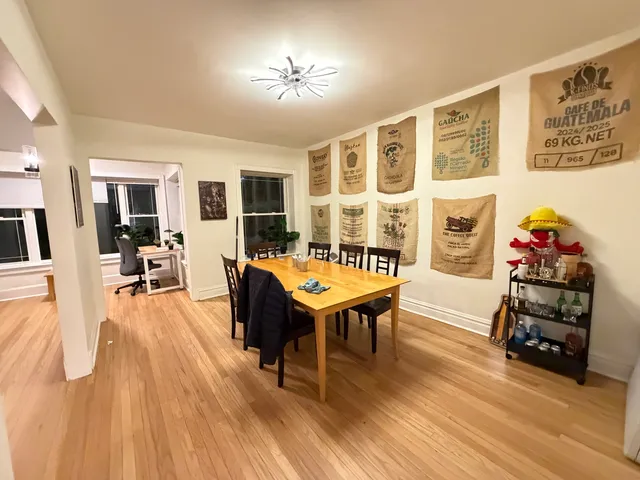 $2,500 | 3349 West Eastwood Avenue, Unit 2, Chicago, IL 60625