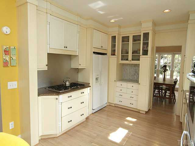 5101 Talton Circle Raleigh, NC 27612 - Photo 8 of 25 Kitchen