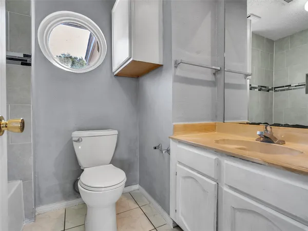 $295,000 | 10919 Pigeonwood Drive, Houston, TX 77089