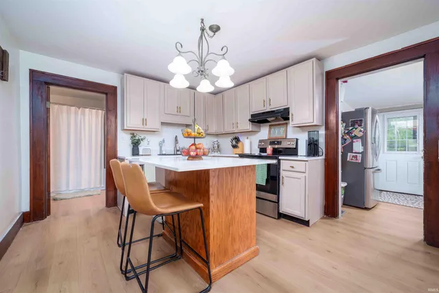 $214,900 | 2220 North Huntington Road, Marion, IN 46952