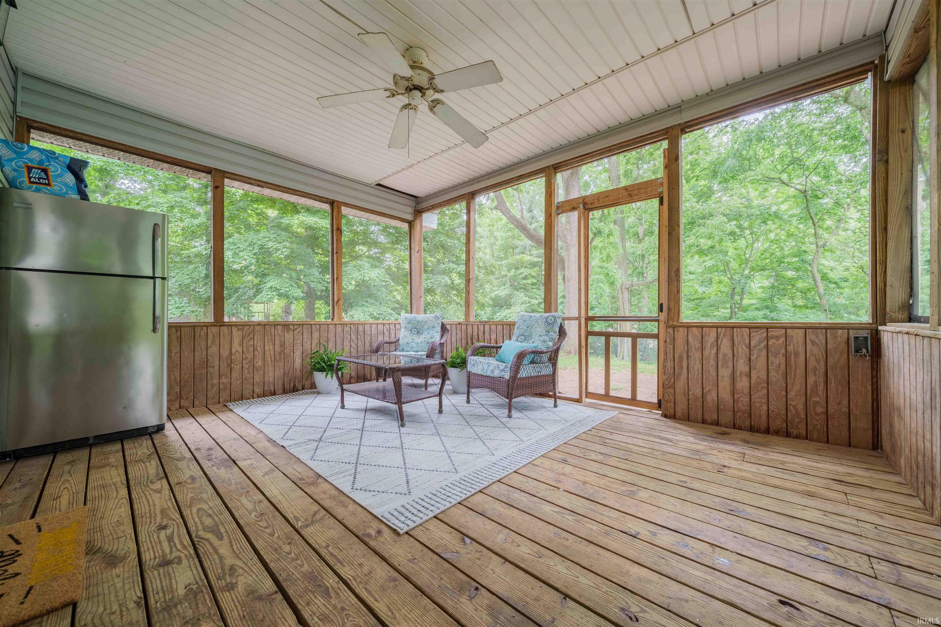 2220 North Huntington Road Marion, IN 46952 - Photo 17 of 22