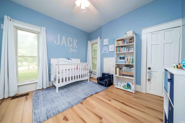 $214,900 | 2220 North Huntington Road, Marion, IN 46952