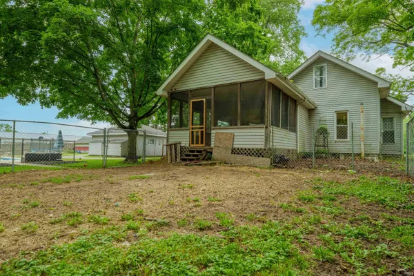 $199,900 | 2220 North Huntington Road, Marion, IN 46952