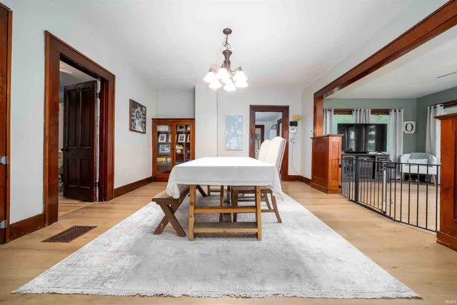 $214,900 | 2220 North Huntington Road, Marion, IN 46952