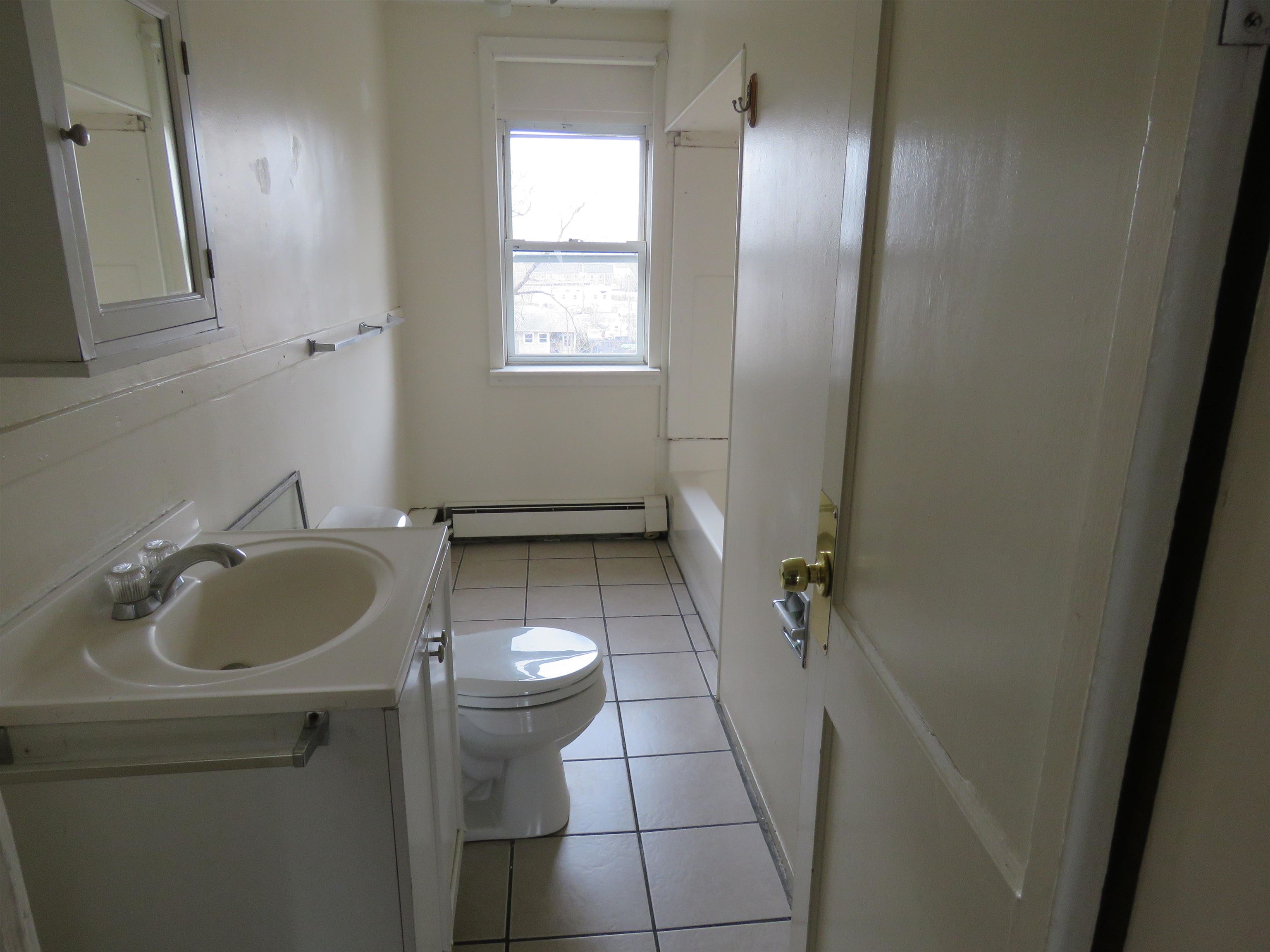 102 Lincoln Street Manchester, NH 03103 - Photo 7 of 26